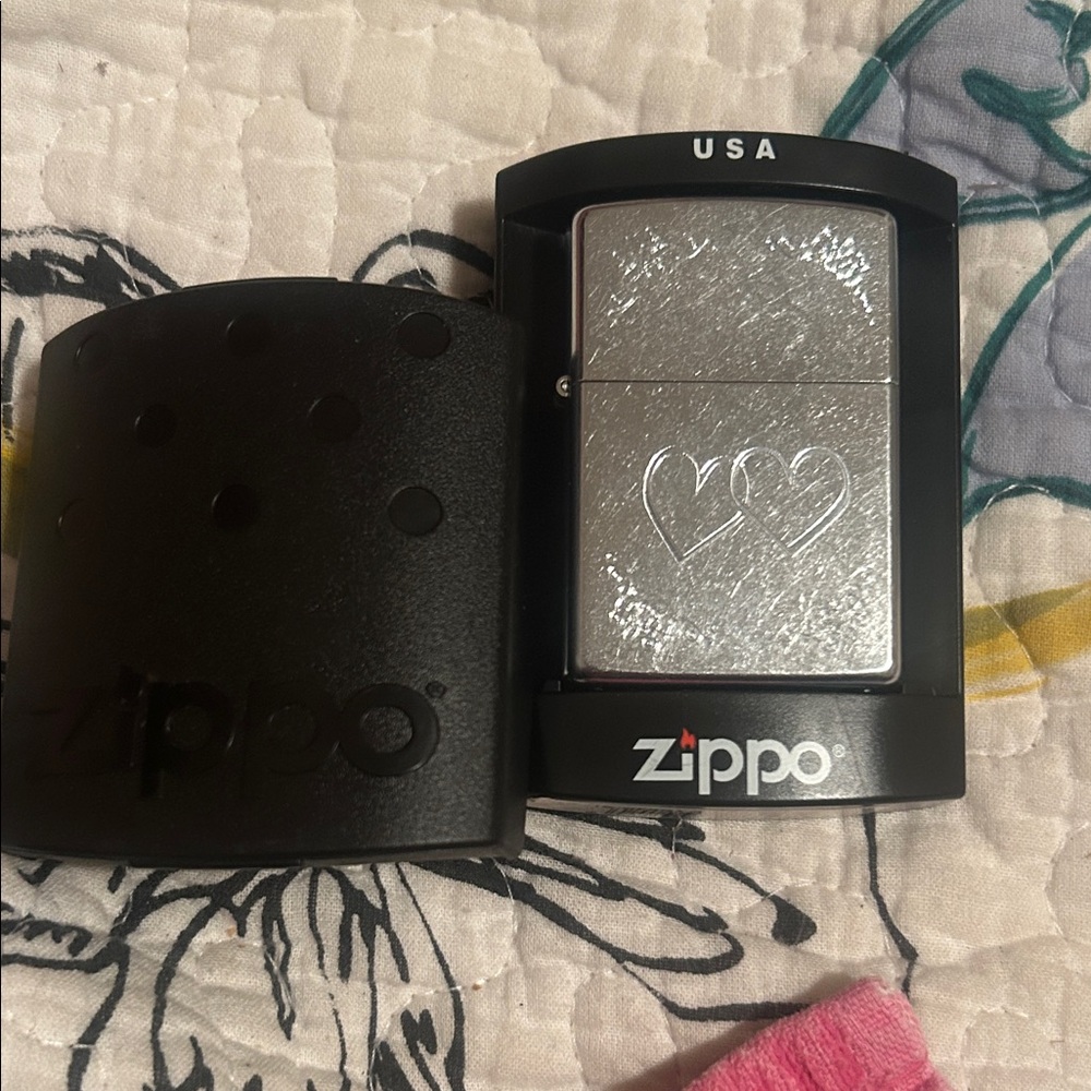 Zippo Silver Heart Design Lighter